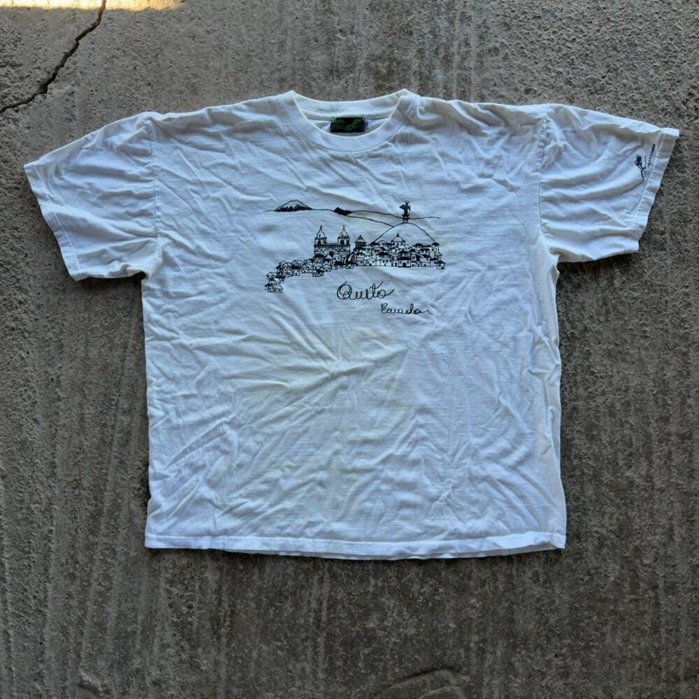 VINTAGE 90S QUITO ECUADOR T-SHIRT TOURISM LOCATION GRAPHIC MENS XL YELLOWING